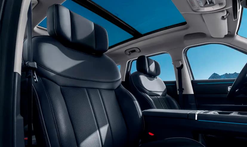 Assentos confortáveis do carro